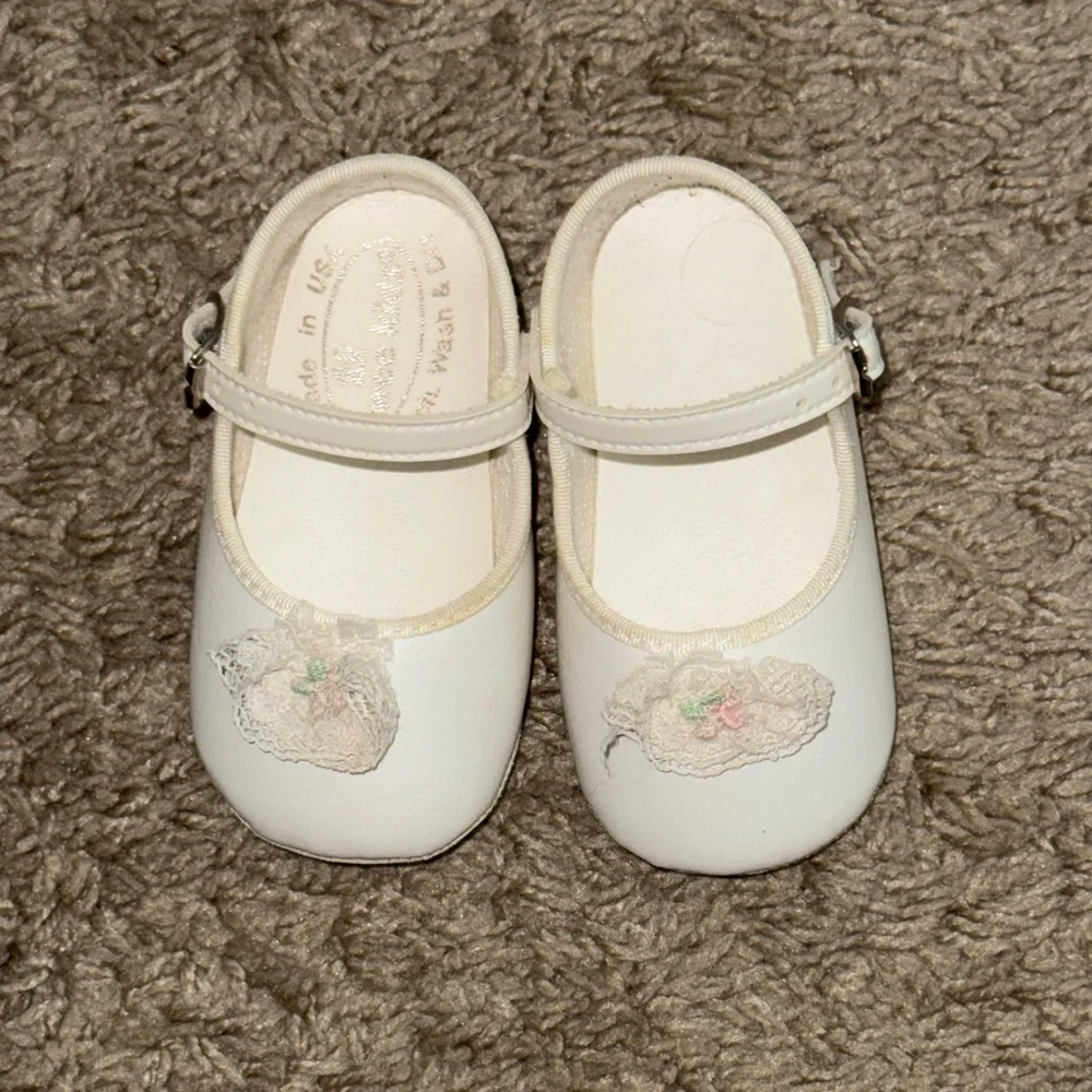 Vintage Wee Kids Infant Mary Janes